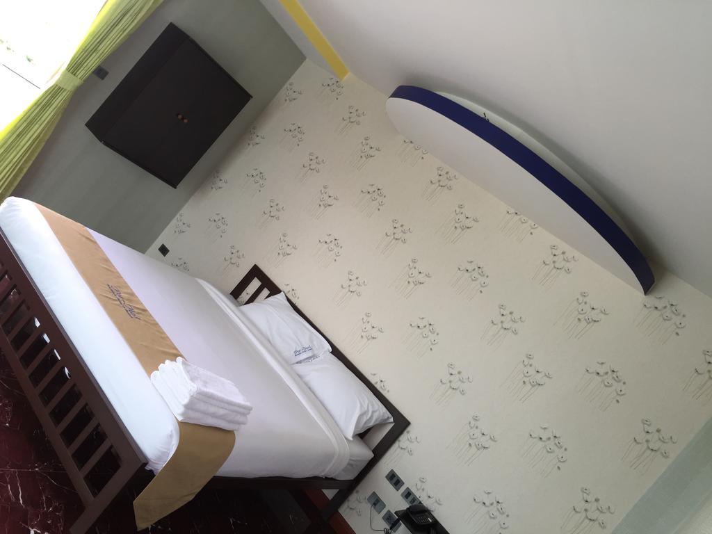 Por-Ho Boutique Hotel ناخون راتشاسيما الغرفة الصورة